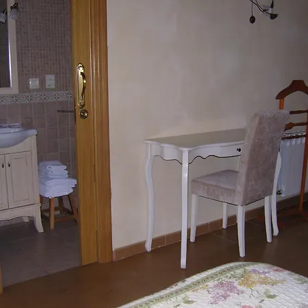 ゲストハウス Casa Paulino Corrales De Buelna